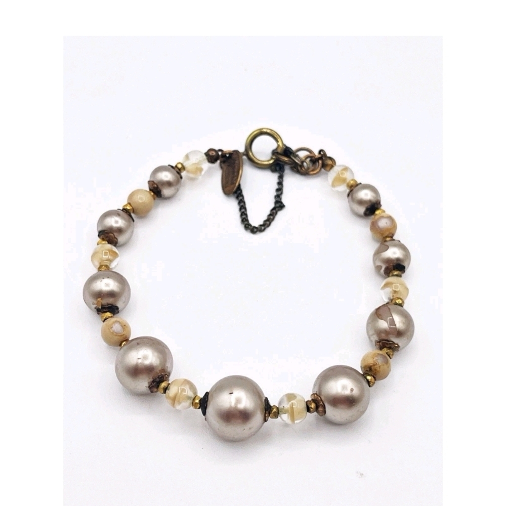 Miriam Haskell Silver and Cream Pearl Bracelet - Picture 2 of 4